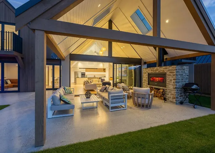 Miharo Retreat | Spa, Bbq & Mountain Views Hébergement de vacances Wanaka
