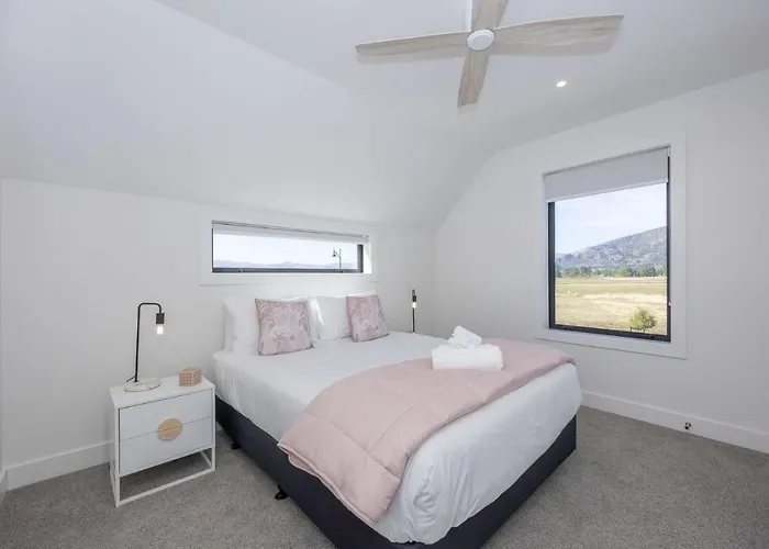 Miharo Retreat | Spa, Bbq & Mountain Views * Wanaka